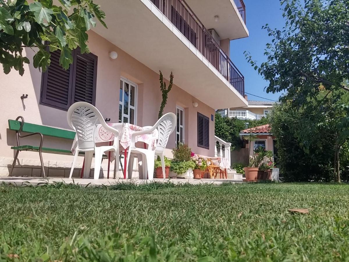 Apartments With A Parking Space Novi Vinodolski - 5587 Exterior foto